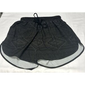 Chubbies Shorts Lined Womens Medium Aztec Print Beach Walk Athleisure Running